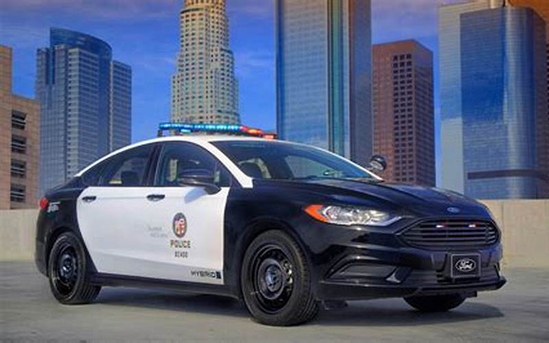 Ford Fusion Hybrid Police Advantages