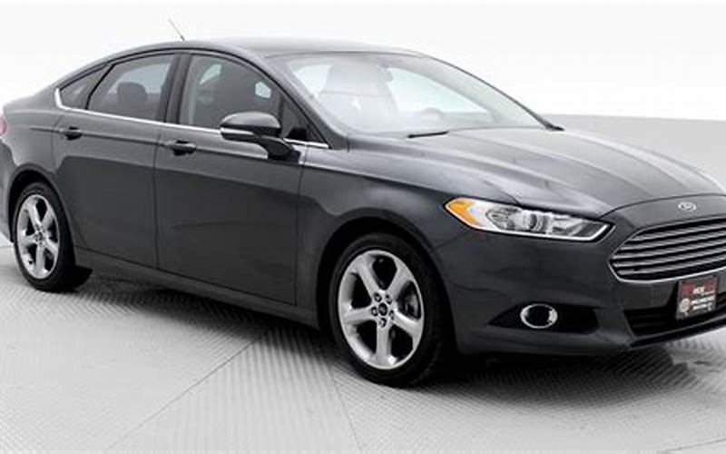 Ford Fusion Se Awd Features
