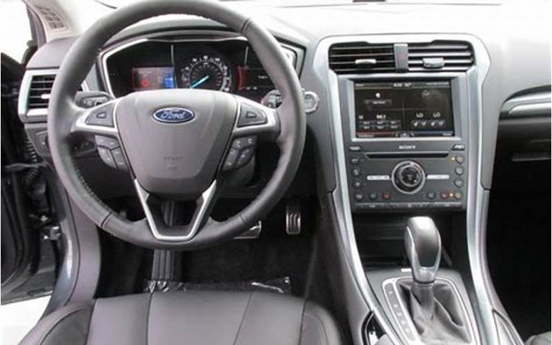 Ford Fusion Titanium Dashboard