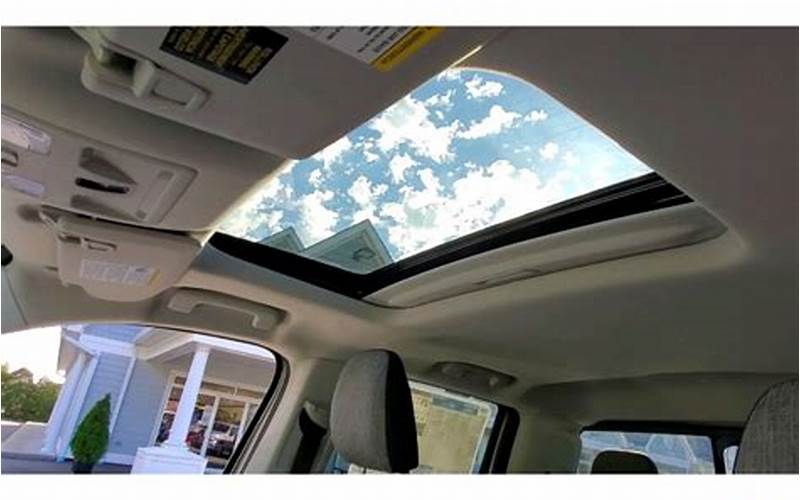 Ford Maverick With Sunroof