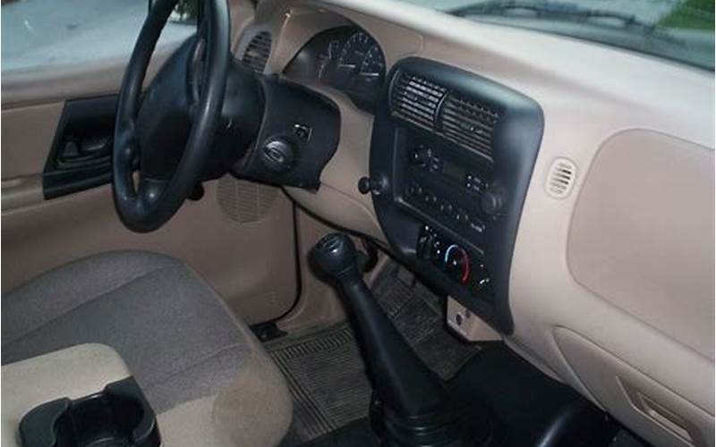 Ford Ranger 2002 Interior
