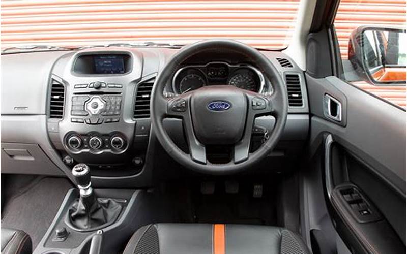 Ford Ranger 2012 4X4 Interior