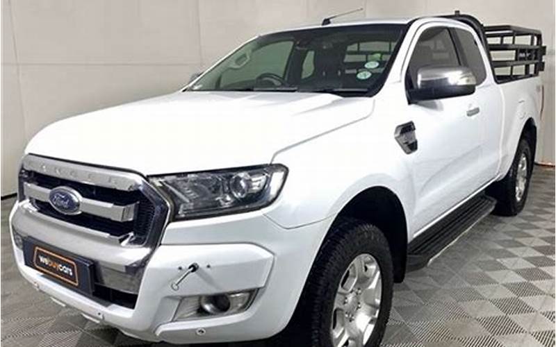 Ford Ranger 3.2 Supercab 4X4 Automatic Exterior
