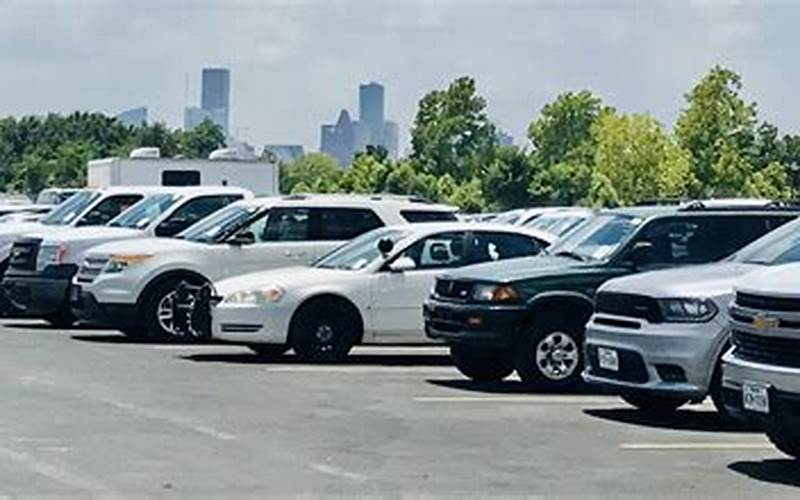 Houston Police Auto Auction Entrance