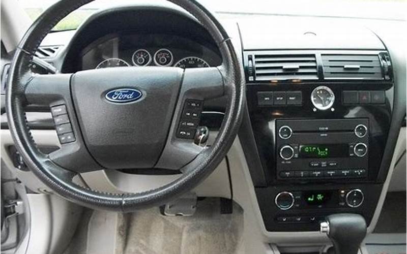 Interior Of Ford Fusion 2008