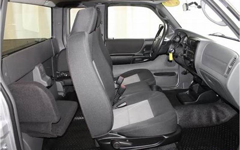 Interior View Of A 2007 Ford Ranger