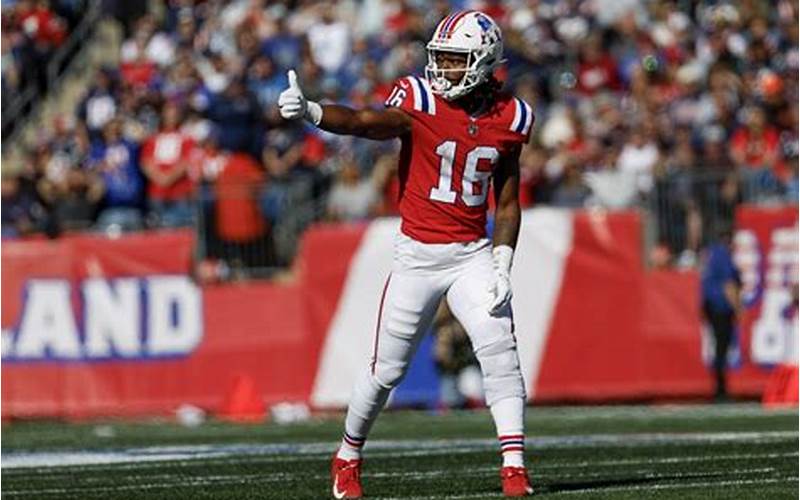 Jakobi Meyers or Christian Watson: Who is the Better Wide Receiver?