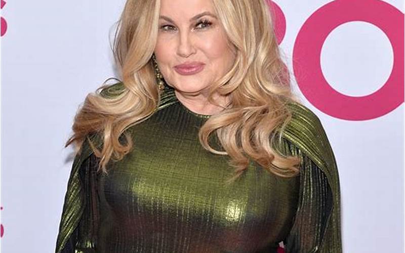 Is Jennifer Coolidge Related to Calvin Coolidge?