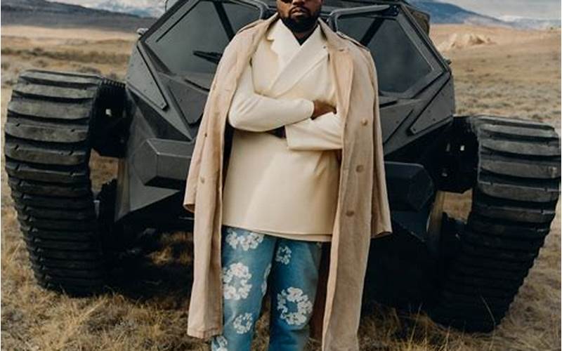 Kanye West Designing His Bush Disguise