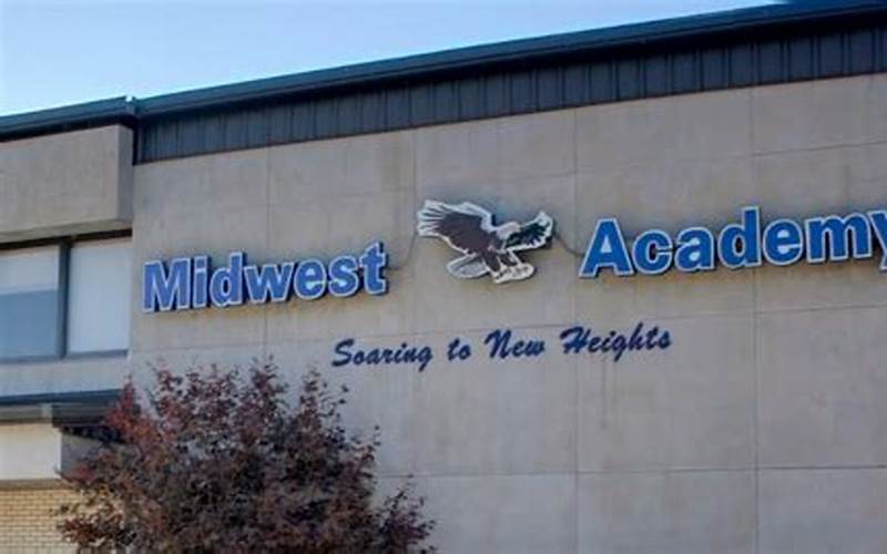 Midwest Academy Keokuk Iowa Staff