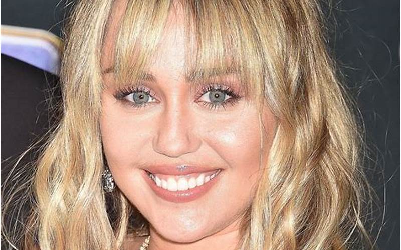 Miley Cyrus and the Fappening: What Happened?