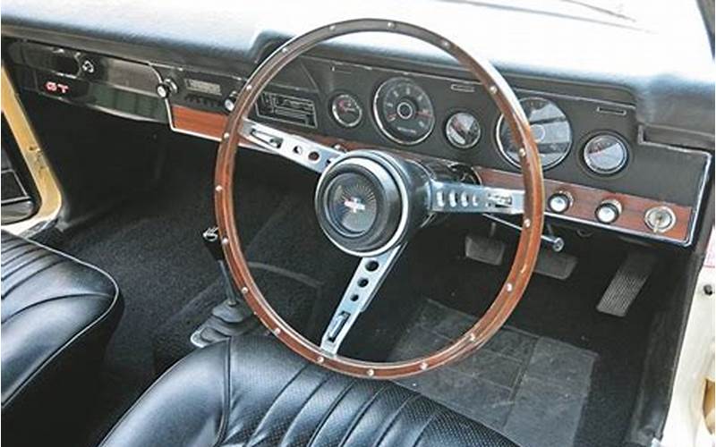 Mustang Q Xt 5 Interior