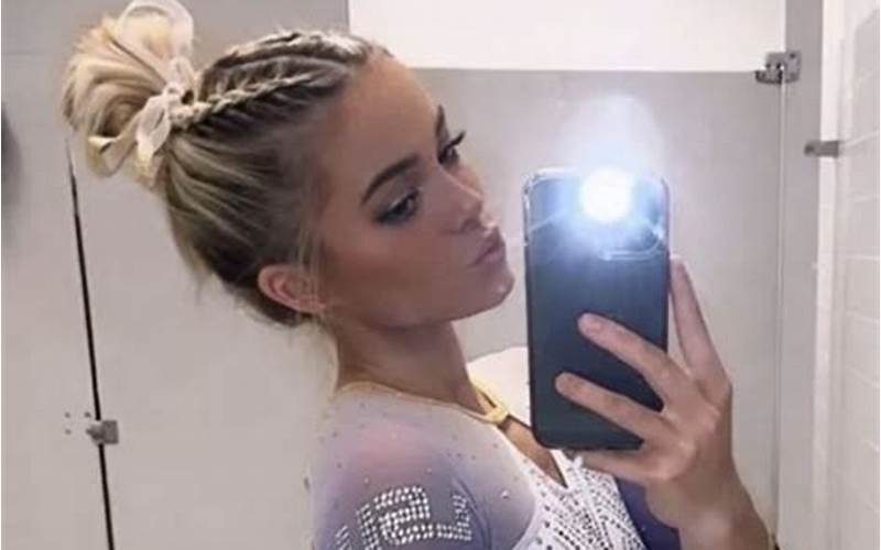 Olivia Dunne Shower Selfie: A Look at the Controversial Photo