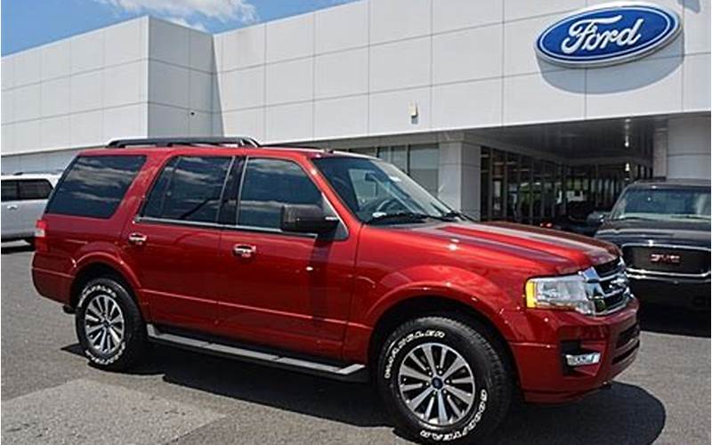 Red Ford Expedition Safety