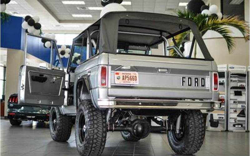 Rotisserie Restoration Ford Bronco
