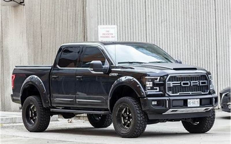 The 2015 Ford Raptor: A Closer Look