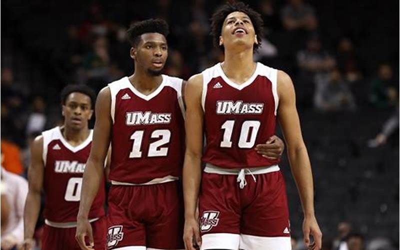 UMass vs Hofstra Prediction: Which Team Will Come Out on Top?