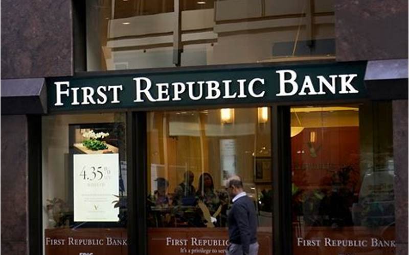 Us Regulator Seizes First Republic Bank