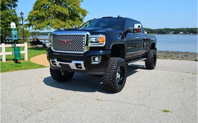 Used Lifted Truck