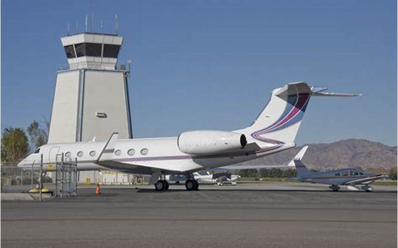 Van Nuys To Redding Charter Jet