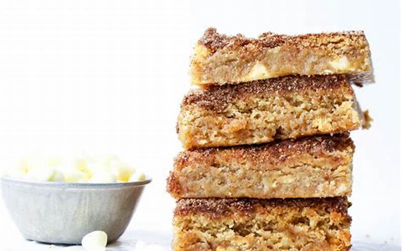White Chocolate Snickerdoodle Blondies: A Delicious Treat
