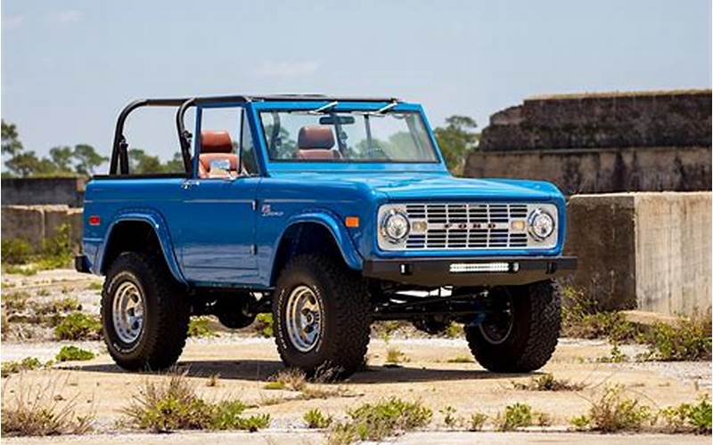 Why The Classic Ford Bronco Is So Popular