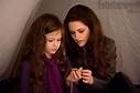 Kristen Stewart, junto a su hija en una nueva imagen de Amanecer 2