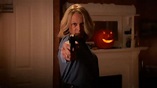 Review: Jamie Lee Curtis' Laurie Strode is now officially iconic in ...