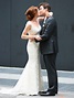 Ellie Kemper (The Office) eagerly kisses her new husband, TV writer ...