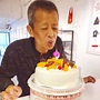 畫展當生日禮！小鬼妹妹為父慶生 讚爸爸堅強「我以他為榮」 | 姊妹淘 | NOWnews今日新聞