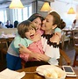 Thalía presume fotos del festejo de sus hijos este Día de las Madres