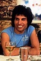 40 Fabulous Vintage Photographs of a Young Freddie Mercury in the 1970s ...