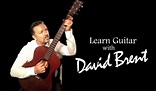 Learn guitar with David Brent, le lezioni di chitarra di Ricky Gervais ...