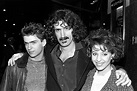 Zappa amenaza a Zappa por Zappa tocando Zappa