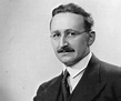 Friedrich Hayek Biography - Facts, Childhood, Family Life & Achievements