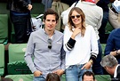 Laurence Arné et son compagnon dans les tribunes des internationaux de ...