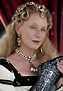 Diane de Poitiers Has an Ace Up her Sleeve - The Serpent Queen Season 1 Episode 1 - TV Fanatic