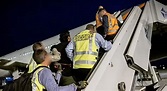 Pasajeros de avión evitan deportación de violador y autoridades ya no ...