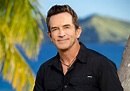 Survivor: Jeff Probst Eyes the Island of the Idols Cast - Parade