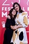 Paz Vega y su hija, Ava Salazar, muy sonrientes en el Festival de Cine ...