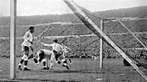 100 Jahre kicker: 1930 - Die erste WM in Uruguay mit Schusswaffen und ...