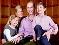 Edward en Sophie met hun kinderen Lady Louise en James | Lady louise ...