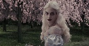 Alice In Wonderland 10 Things Everyone Missed About The White Queen ...