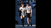 Charlie Puth pasea junto a su novia Bella Thorne que iba sin brasier