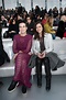 Vidéo : Clotilde Hesme et Anna Mouglalis assistent au défilé Chanel ...