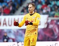 Official: Peter Gulacsi signs new RB Leipzig deal