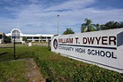 Ubicación y empleados actuales y anteriores de William T. Dwyer High ...