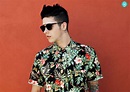 T. Mills - Hotel Congress