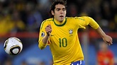 卡卡：实力上我不如巴西传奇球星 但我最职业 | Goal.com
