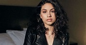 Alessia Cara lança a faixa natalina "Jingle Bell Rock" com ...